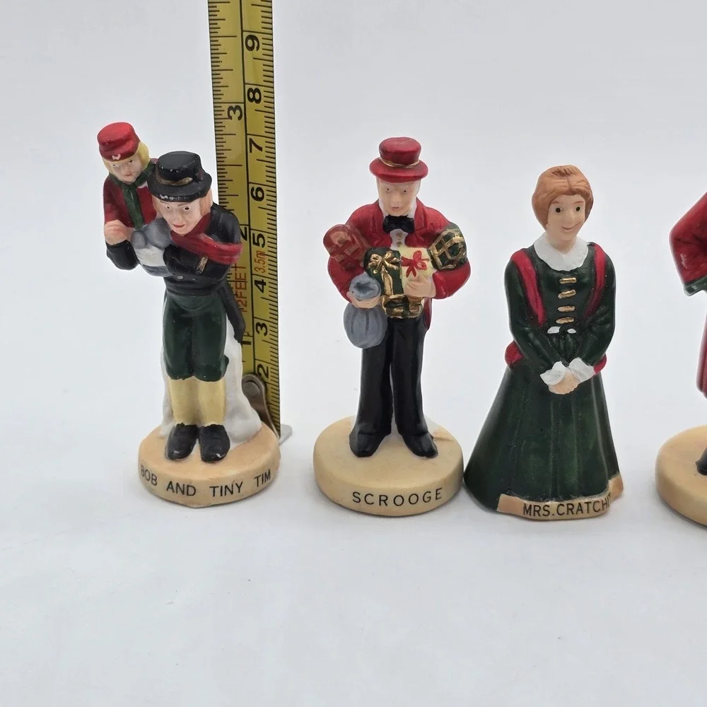 Vtg Christmas Village Figures Lot‎ Ceramic Miniature Scrooge Bob Tiny Tim